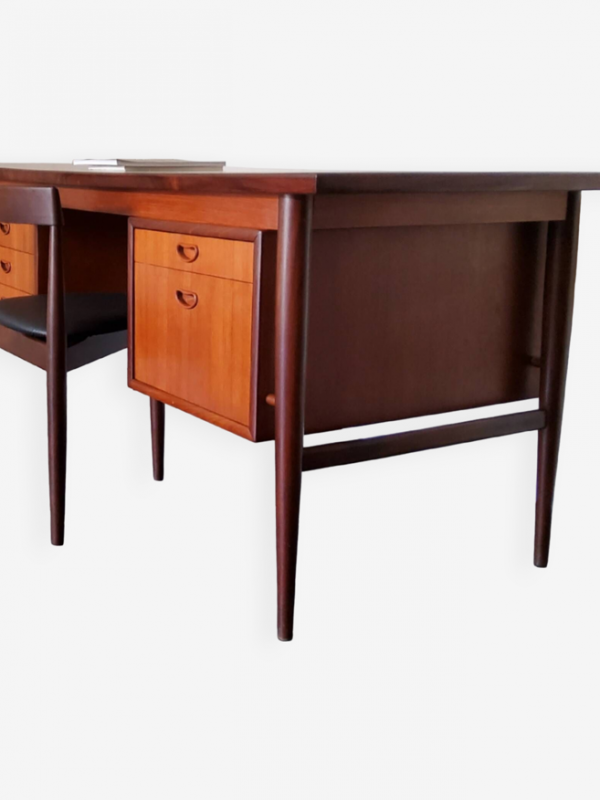 Bureau Van Teeffelen - 900€