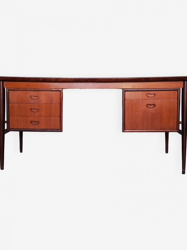Bureau Van Teeffelen - 900€